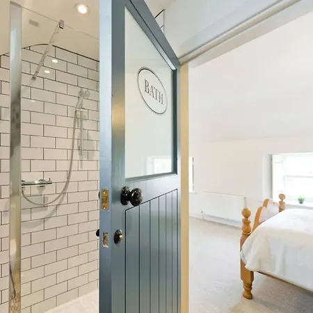 Connells Barn Conversion Holiday home *